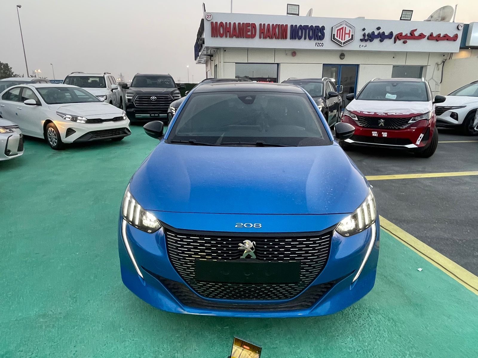 Peugeot 208 d'occasion à vendre à Dubai, livrable à Abidjan