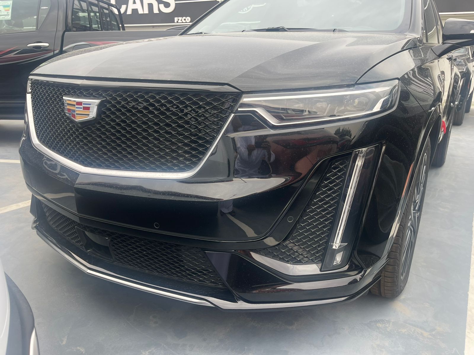 Cadillac CT5 d'occasion à vendre à Dubai, livrable à Dakar
