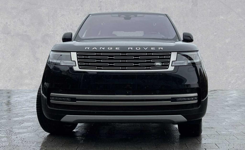 Land Rover Range rover d'occasion à vendre à Dubai, livrable à Abidjan