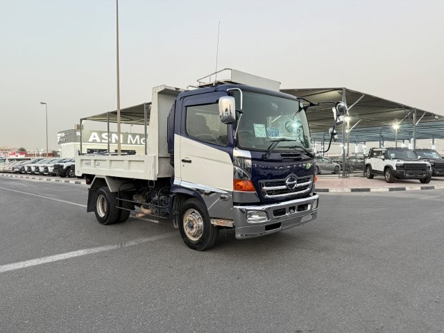 Hino RANGER d'occasion à vendre à Dubai, livrable à Kinshasa