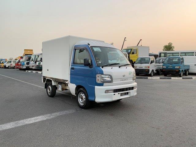 Daihatsu Model#S200P-0143958 d'occasion à vendre à Dubai, livrable à Kinshasa